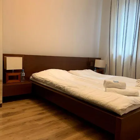 Charlotte Q4apartments Апартаменты *